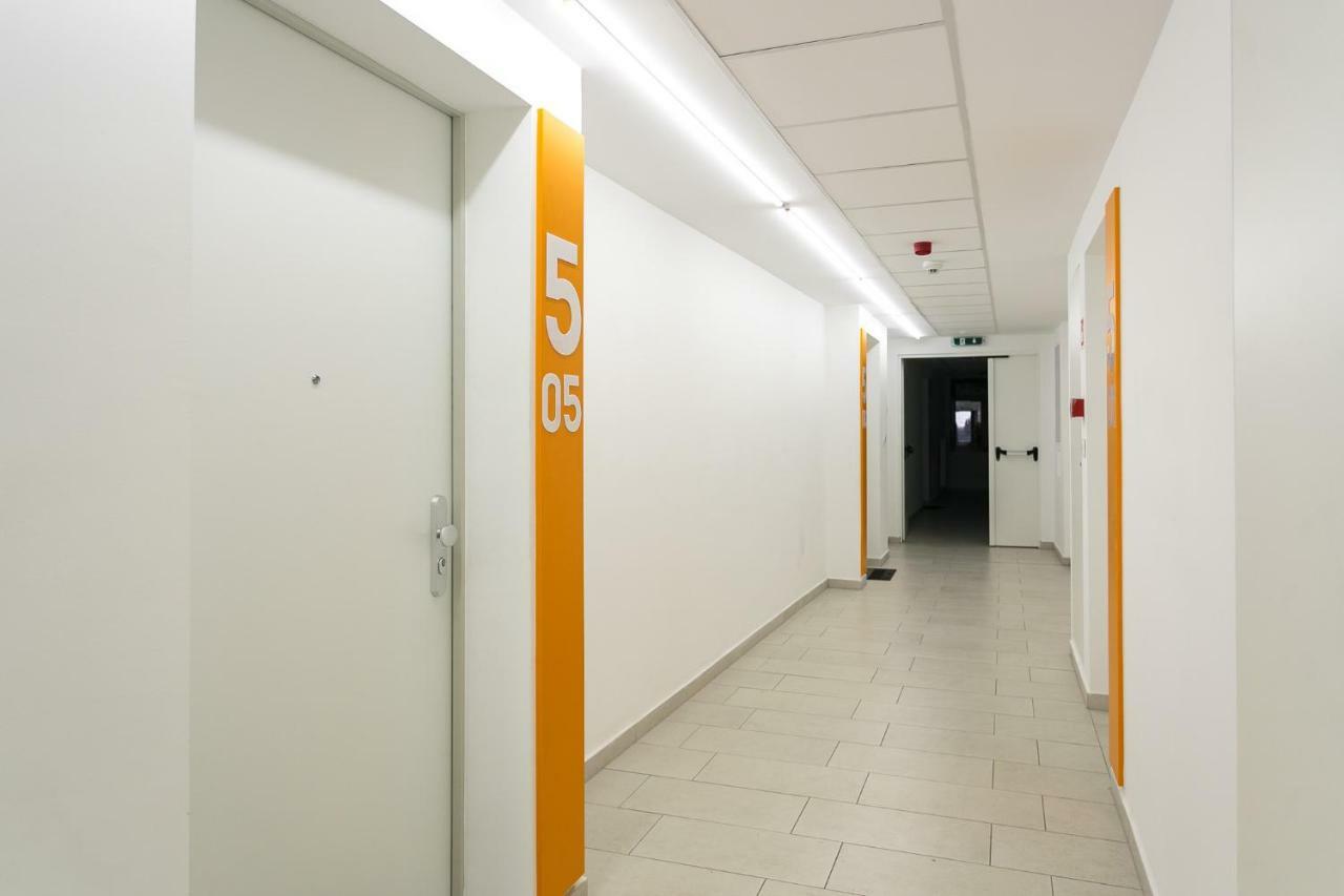 Doczy Private Apartment เดเบรตเซน ภายนอก รูปภาพ