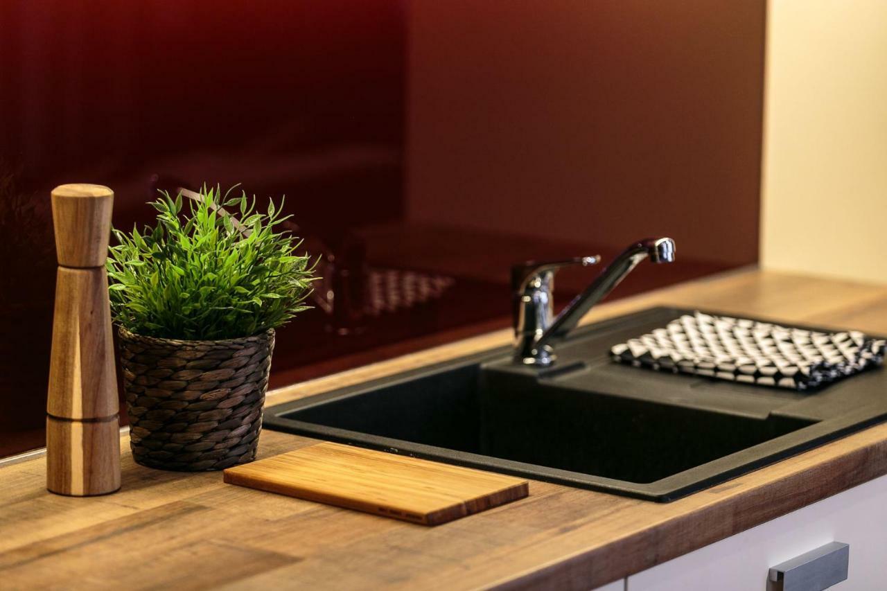 Doczy Private Apartment เดเบรตเซน ภายนอก รูปภาพ